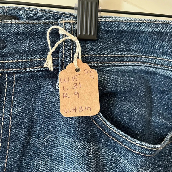 White House Black Market Designer Darker Wash Distressed Jeans Women’s size 4 - Picture 2 of 15